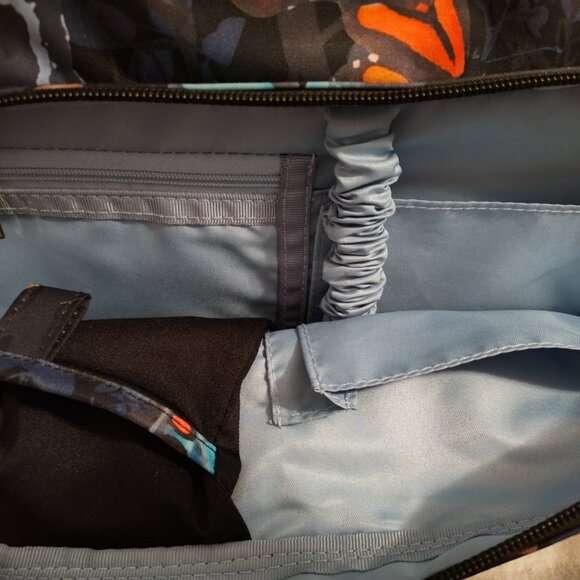 JuJuBe BFF Butterfly Social crossbody, backpack, diaper bag - Picture 5 of 5